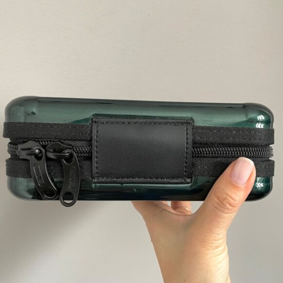 Rimowa for EVA Air Hard Amenities Case - great for makeup! - Picture 8 of 10